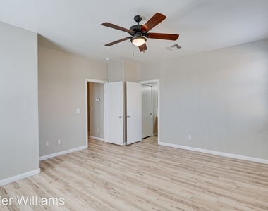 6140 Pine Villa Ave 101 - Photo Thumbnail 15