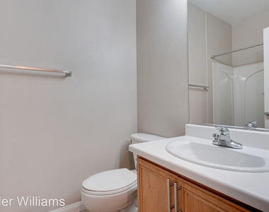 6140 Pine Villa Ave 101 - Photo Thumbnail 14