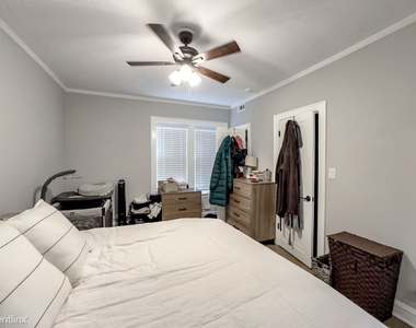 1354 W. Carmen, Unit 8 - Photo Thumbnail 15