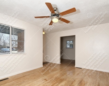 3960 N Butler Ave - Photo Thumbnail 6