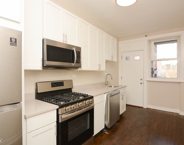 5306 N. Ashland, Unit 8 - Photo Thumbnail 1