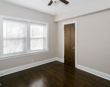 1606 W. Berwyn, Unit 8 - Photo Thumbnail 17