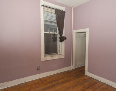 1058 N. Rockwell, Unit F-5 - Photo Thumbnail 17