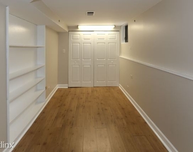 2523 N. California, Unit M - Photo Thumbnail 14