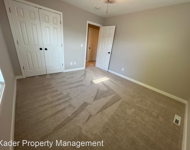 2948 King James Way - Photo Thumbnail 8