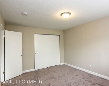 2720 Sw Spring Garden St., Apt 22 - Photo Thumbnail 7