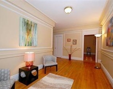 464-466 Commonwealth Ave - Photo Thumbnail 1