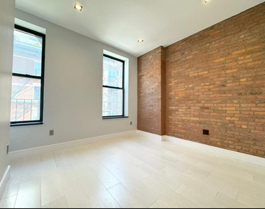 204 East 13th Street - Photo Thumbnail 4