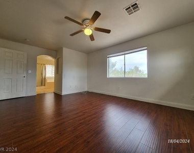 4330 Mangrove Bay Street - Photo Thumbnail 14