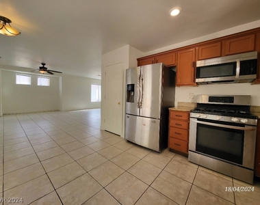 4330 Mangrove Bay Street - Photo Thumbnail 2