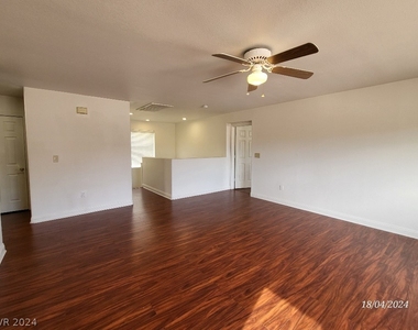 4330 Mangrove Bay Street - Photo Thumbnail 10