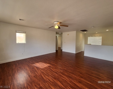 4330 Mangrove Bay Street - Photo Thumbnail 9