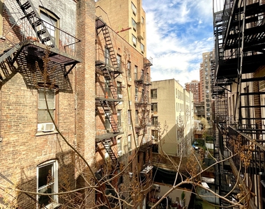 219 East 28th Street, New York, NY 10016 - Photo Thumbnail 6