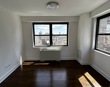 145 East 16th Street - Photo Thumbnail 9