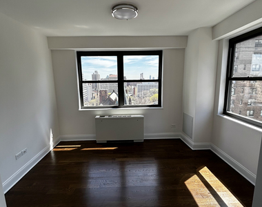 145 East 16th Street - Photo Thumbnail 8