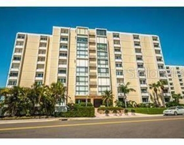 830 S Gulfview Boulevard - Photo Thumbnail 1