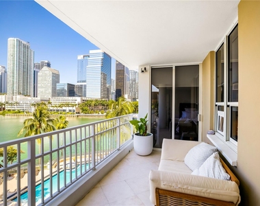 701 Brickell Key Blvd - Photo Thumbnail 20