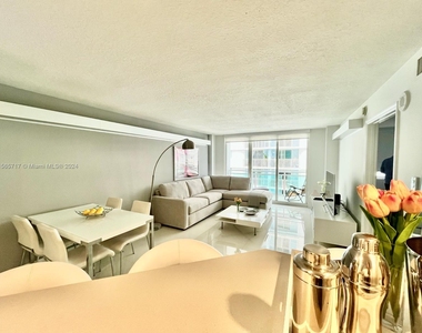 6917 Ne Collins Ave - Photo Thumbnail 2