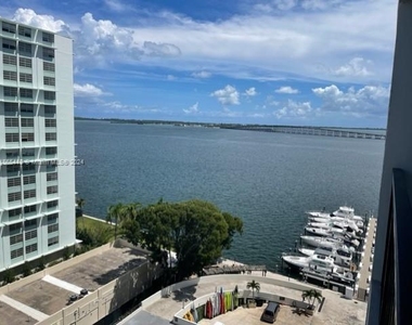 1865 Brickell Ave - Photo Thumbnail 8