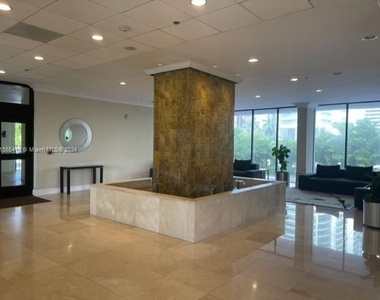 1865 Brickell Ave - Photo Thumbnail 11