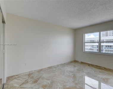 3410 Galt Ocean Dr - Photo Thumbnail 22