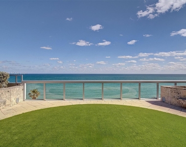 6799 Collins Ave - Photo Thumbnail 10