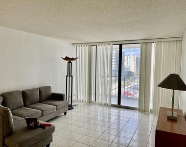 2401 S Ocean Drive - Photo Thumbnail 9