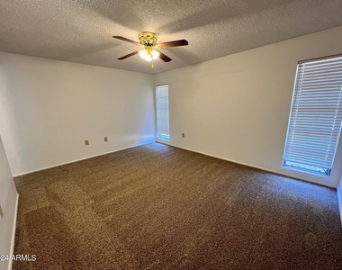 10834 W Amber Trail - Photo Thumbnail 37