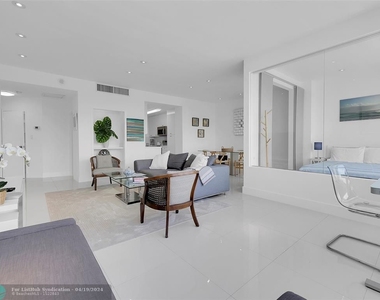 4925 Collins Ave - Photo Thumbnail 8