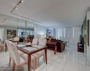 1500 S Ocean Dr - Photo Thumbnail 7