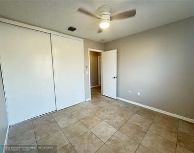 1365 Nw 154th Ln - Photo Thumbnail 14