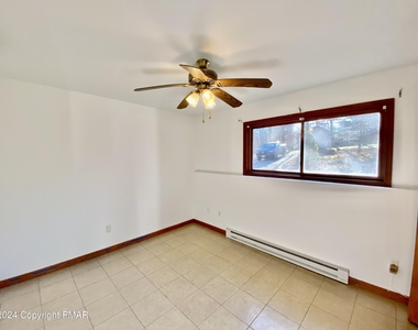 3645 W Bristol Circle - Photo Thumbnail 17