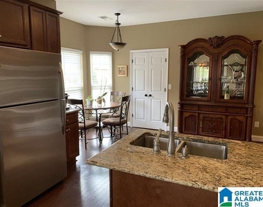 277 Creekside Lane - Photo Thumbnail 8