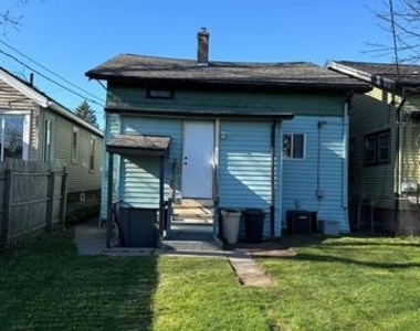 376 E Cambourne Street - Photo Thumbnail 13