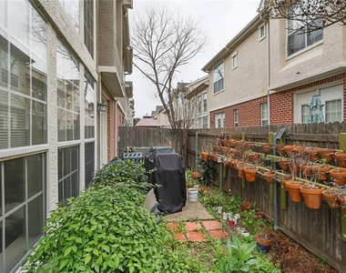 2603 Rue De - Photo Thumbnail 33