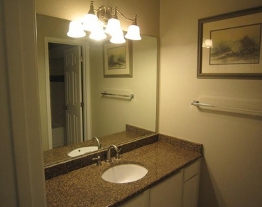 1471 Applewood Drive - Photo Thumbnail 11