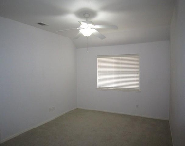 1471 Applewood Drive - Photo Thumbnail 23