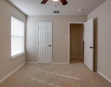 11808 Pinyon Pine Drive - Photo Thumbnail 20