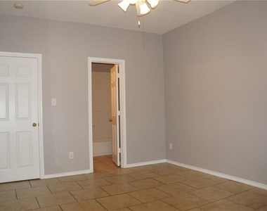 5920 Lovingham Court - Photo Thumbnail 9