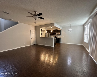 7004 Peppercorn Court - Photo Thumbnail 25