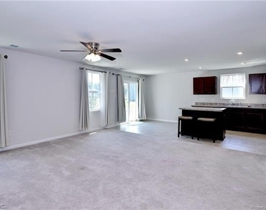 207 Starkey Place - Photo Thumbnail 1