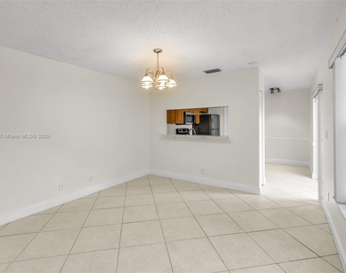 11163 Chandler Dr - Photo Thumbnail 10