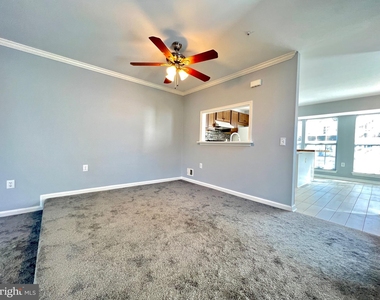 10600 Elizabeth Parnum Place - Photo Thumbnail 11