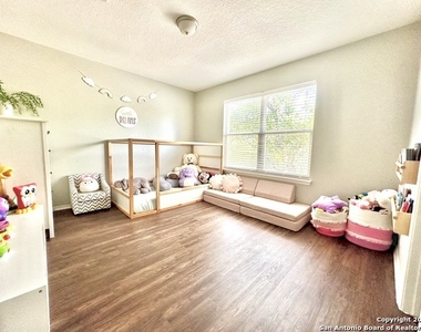 10142 Amber Flora Dr - Photo Thumbnail 25