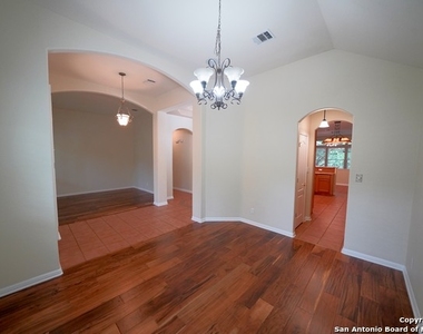 2525 Hemingway Trail - Photo Thumbnail 15