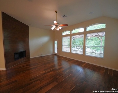 2525 Hemingway Trail - Photo Thumbnail 19