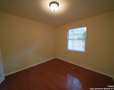 2525 Hemingway Trail - Photo Thumbnail 37