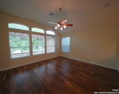 2525 Hemingway Trail - Photo Thumbnail 16