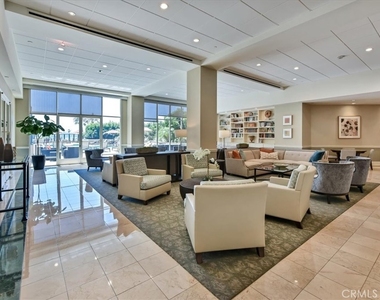 850 E Ocean Boulevard - Photo Thumbnail 12