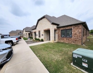 4425 Plano Parkway - Photo Thumbnail 21